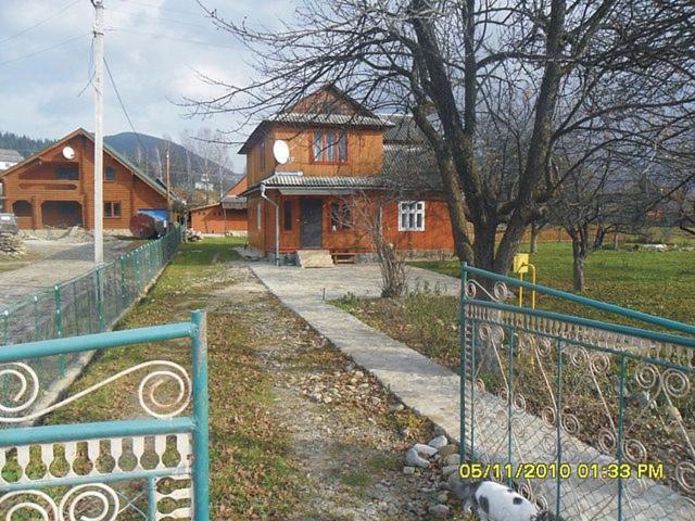 Комфортні Номери Mykulychyn Luaran gambar